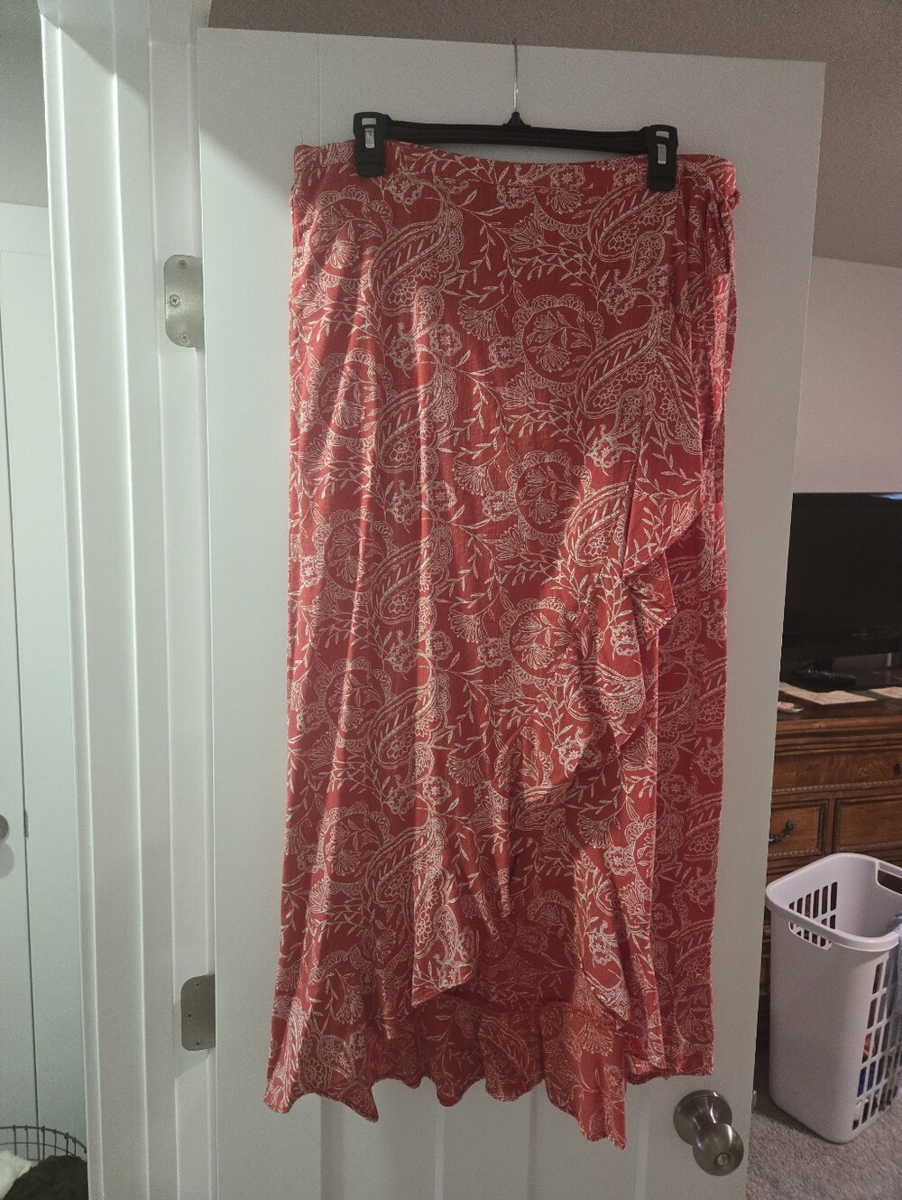 NWOT Universal THREAD FAUX WRAP MAXI SKIRT